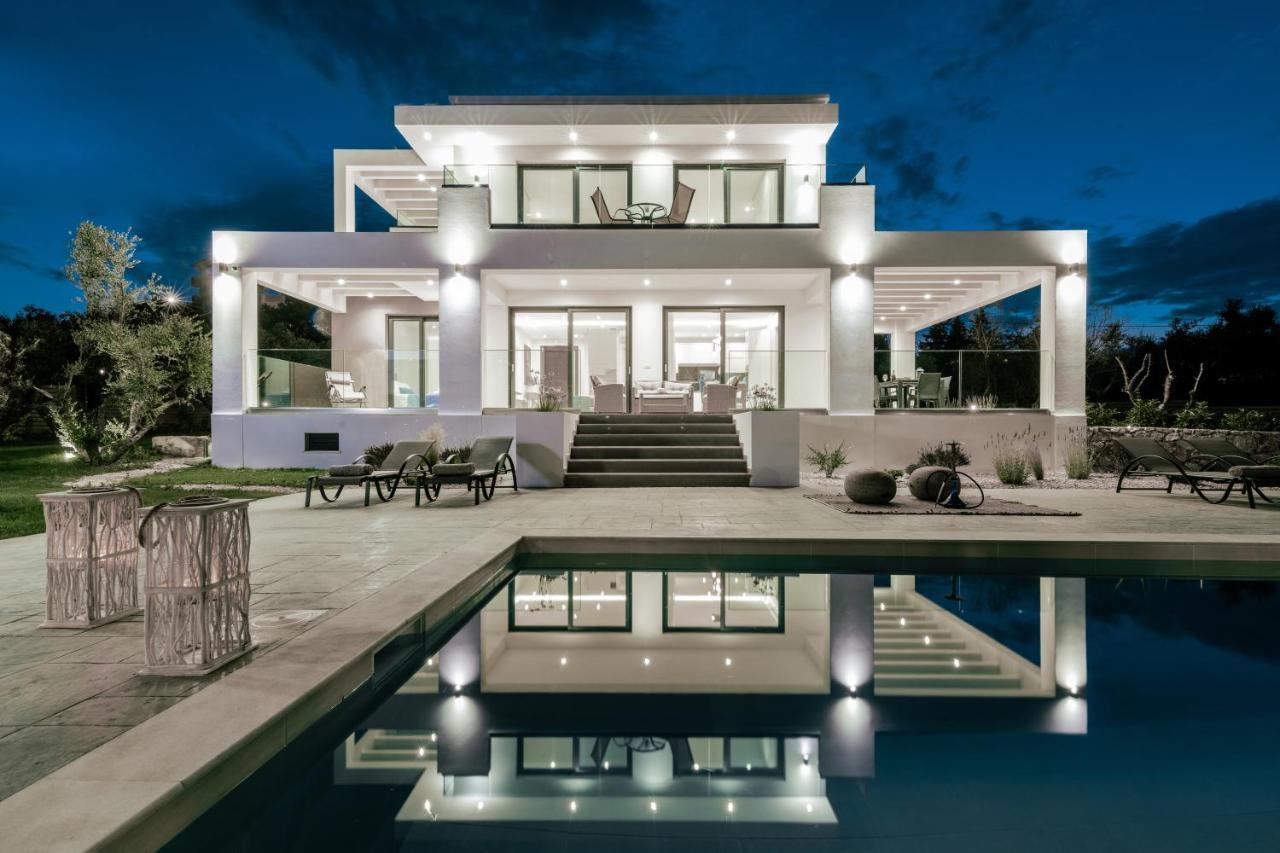 Valentino Luxury Villa Plános Dış mekan fotoğraf