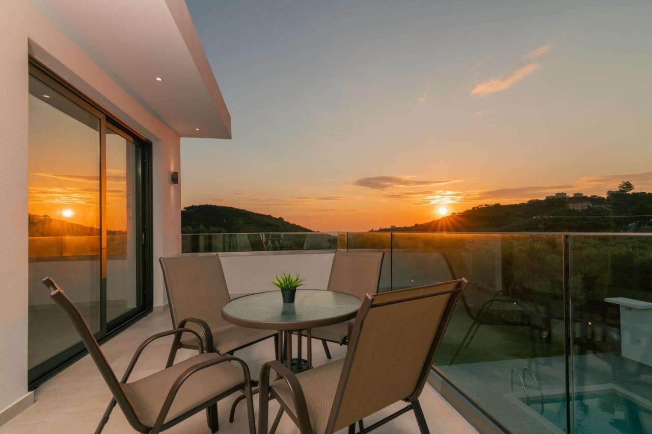 Valentino Luxury Villa Plános Dış mekan fotoğraf